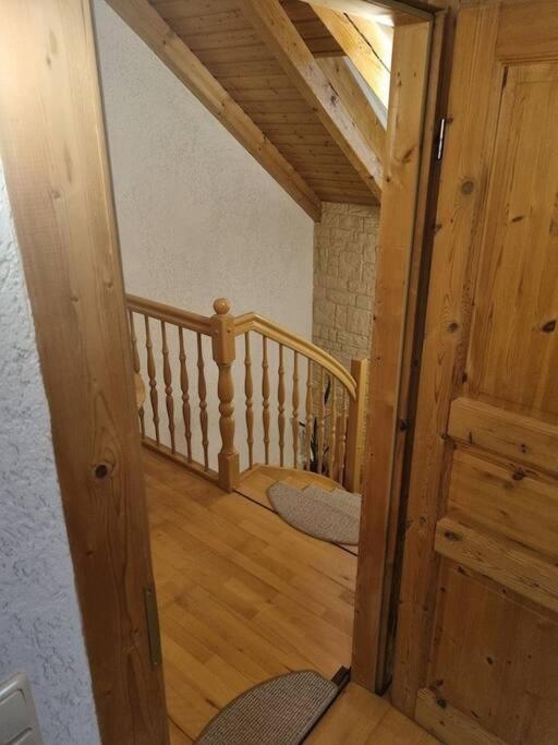 Gemuetliche Dachgeschosswohnung Erfurt Exterior photo